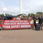 Trisula-Kanti Demo Desak Bupati Ratna Mundur, Dianggap Tidak Becus Urus Daerah