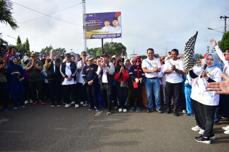 HUT Musi Rawas ke-80, Bupati Ratna Machmud Jalan Santai Bersama Masyarakat