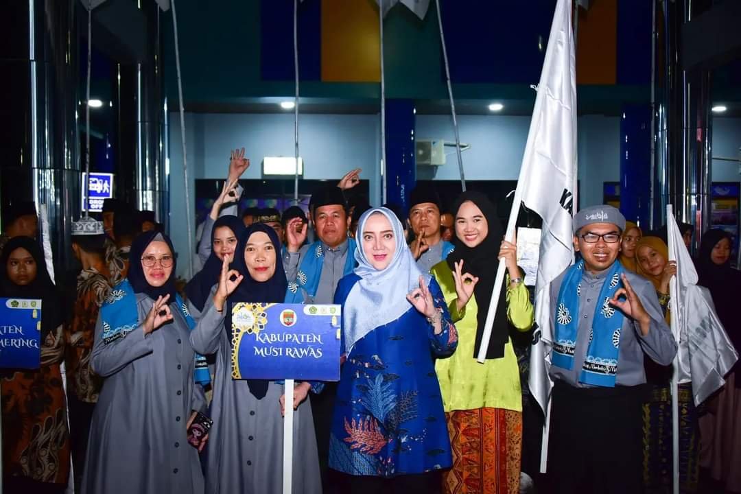 Bupati Ratna Machmud Hadir dan Beri Semangat Kafilahnya pada STQH Sumsel