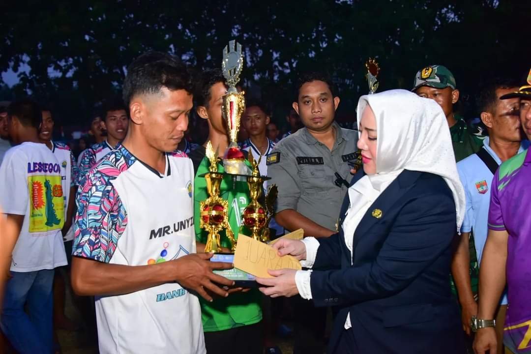 Bupati Mura Tutup Turnamen Sepakbola Bopati Cup Megang Sakti