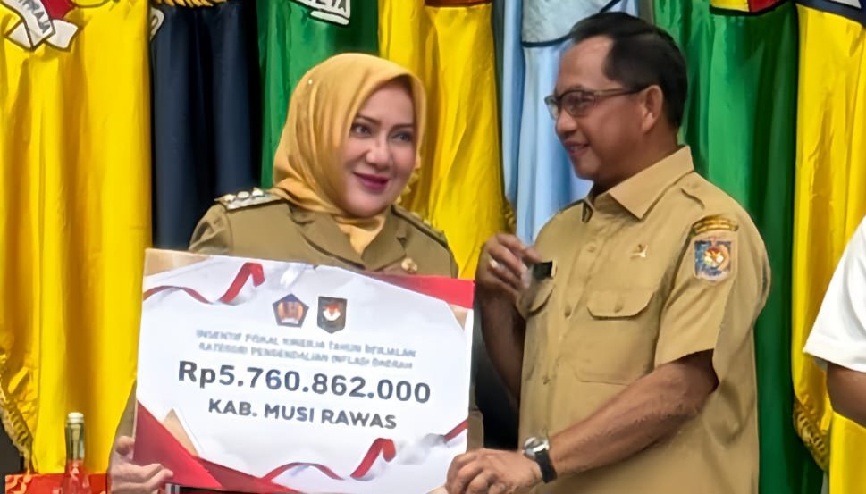 Sukses Kendalikan Inflasi, Bupati Musi Rawas Ratna Machmud dapat Insentif Fiskal