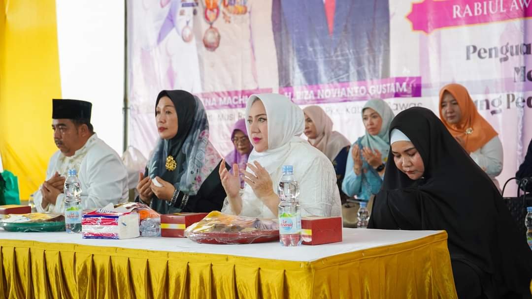 Maulid Nabi SAW di Jayaloka, Bupati Ratna Machmud Ingatkan Warga Berprilaku Baik dan Semangat Kerja