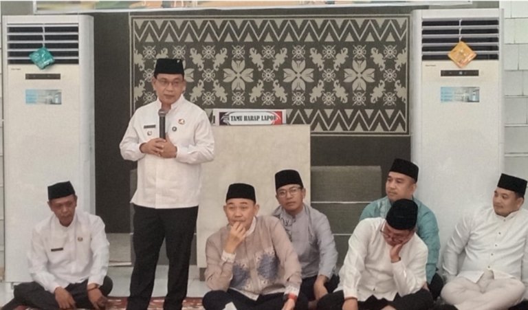 Bupati Muratara, H Devi Suhartoni ingatkan ASN selalu berupaya tingkatkan taqwa dan nerintegritas dalam pelayanan masyarakat.