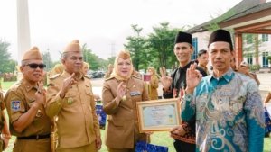 Bupati dan Wabup Musi Rawas Melepas 57 ASN Purna Tugas, Momen Berikan Penghargaan atas Pengabdian